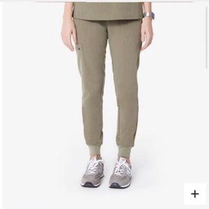 FIGS jogger scrub pants in heather olive